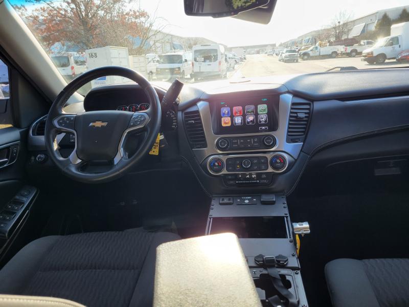 Chevrolet Suburban HD LS 4WD 2016