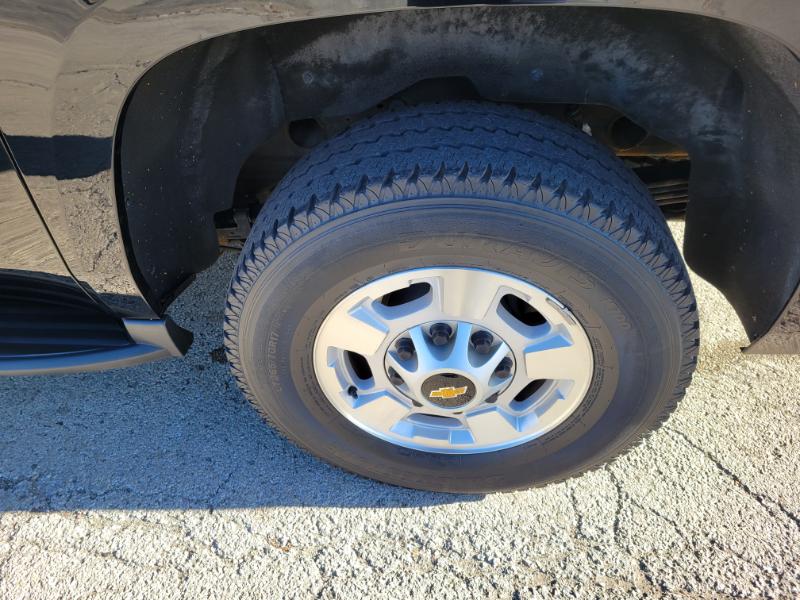 Chevrolet Suburban HD LS 4WD 2016