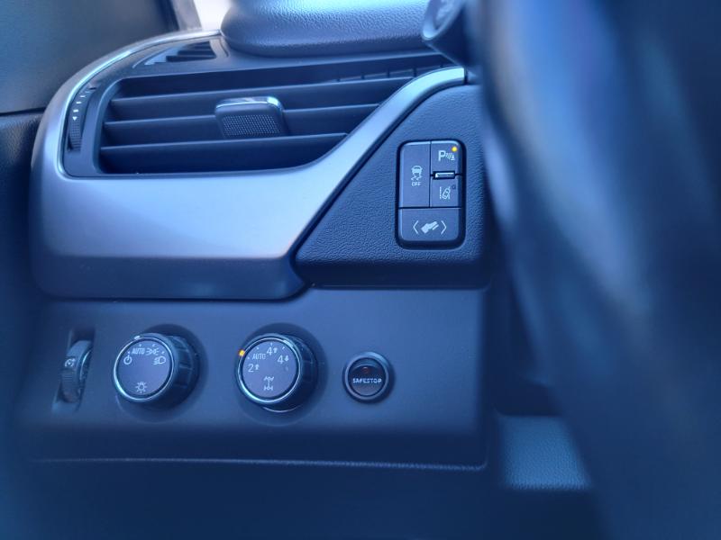 Chevrolet Suburban HD LS 4WD 2016