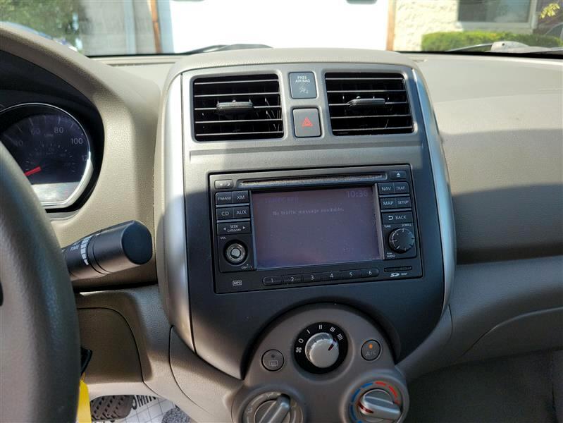 Nissan Versa 1.6 S Sedan 2012 Nissan Versa 1.6 S Sedan 2012
