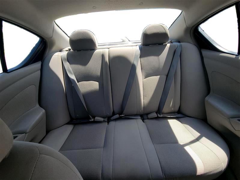 Nissan Versa 1.6 S Sedan 2012 Nissan Versa 1.6 S Sedan 2012