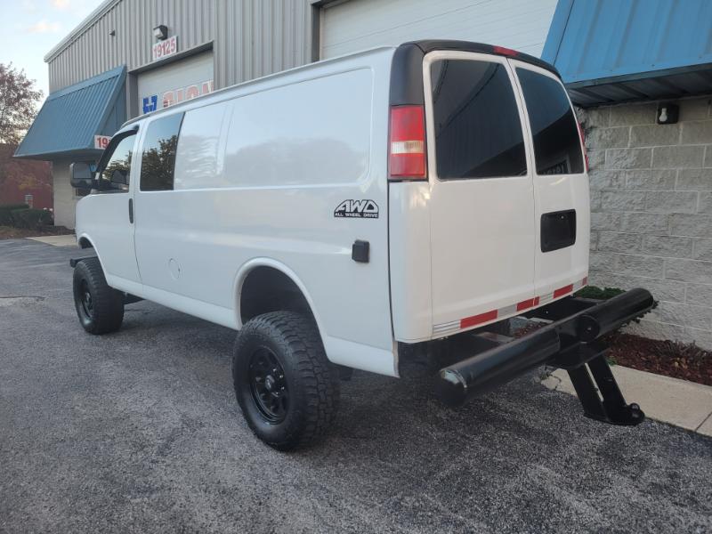 Chevrolet Express 1500 AWD Cargo 2011 Chevrolet Express 1500 AWD Cargo 2011