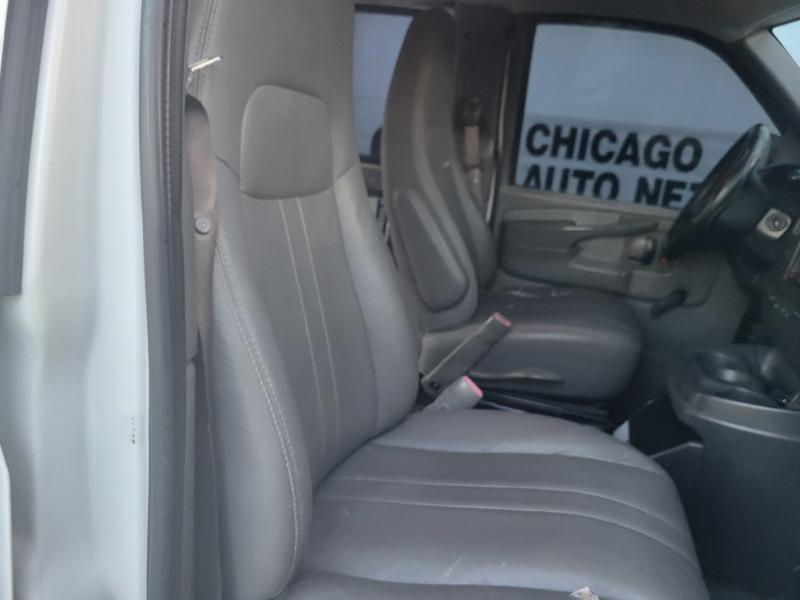 Chevrolet Express 1500 AWD Cargo 2011 Chevrolet Express 1500 AWD Cargo 2011