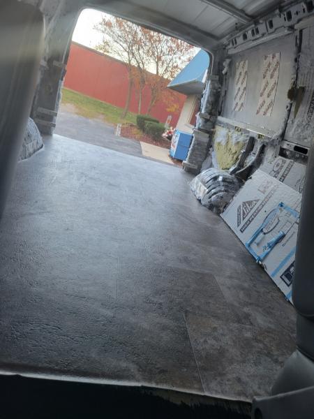 Chevrolet Express 1500 AWD Cargo 2011 Chevrolet Express 1500 AWD Cargo 2011