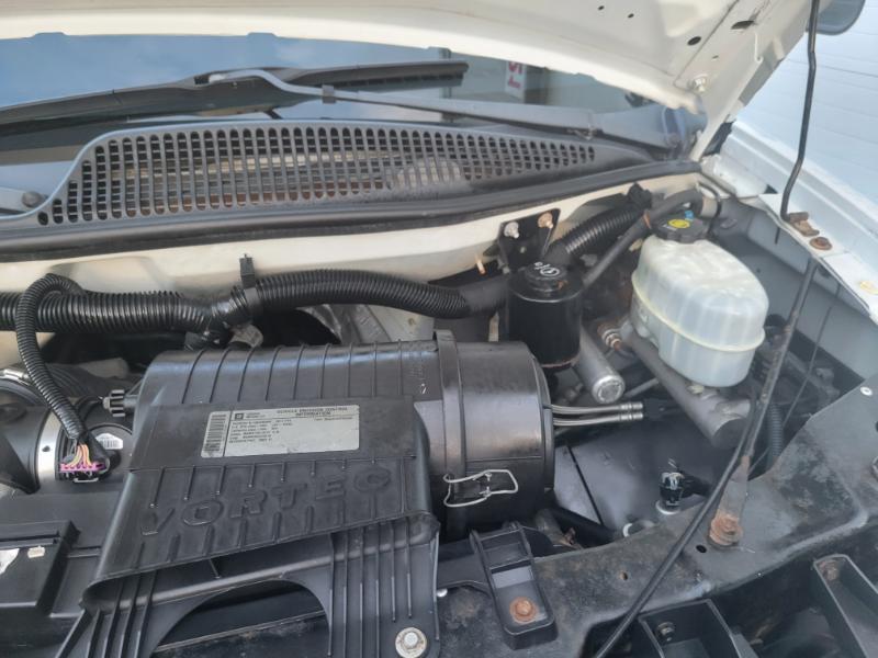 Chevrolet Express 1500 AWD Cargo 2011 Chevrolet Express 1500 AWD Cargo 2011