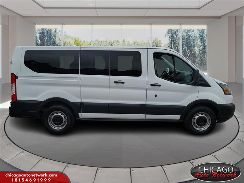 2016 Ford Transit XL photo 2