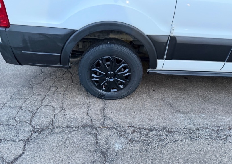 Ford Transit 150 Van Low Roof 60/40 Pass. 130-in. WB 2019