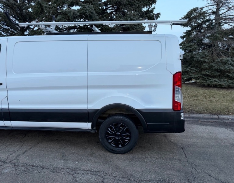 Ford Transit 150 Van Low Roof 60/40 Pass. 130-in. WB 2019