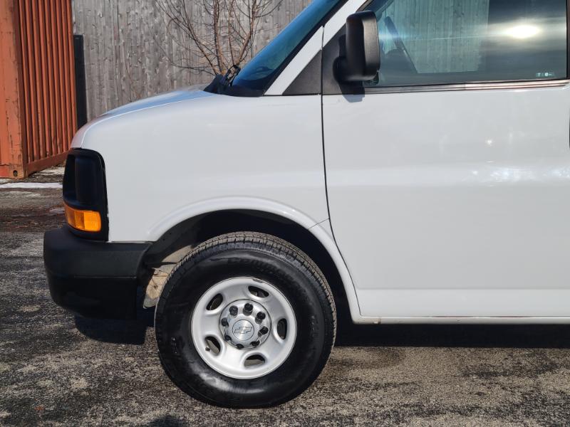 Chevrolet Express LS 2500 2016