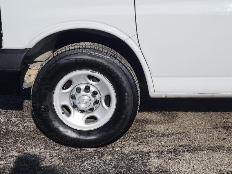 Chevrolet Express LS 2500 2016