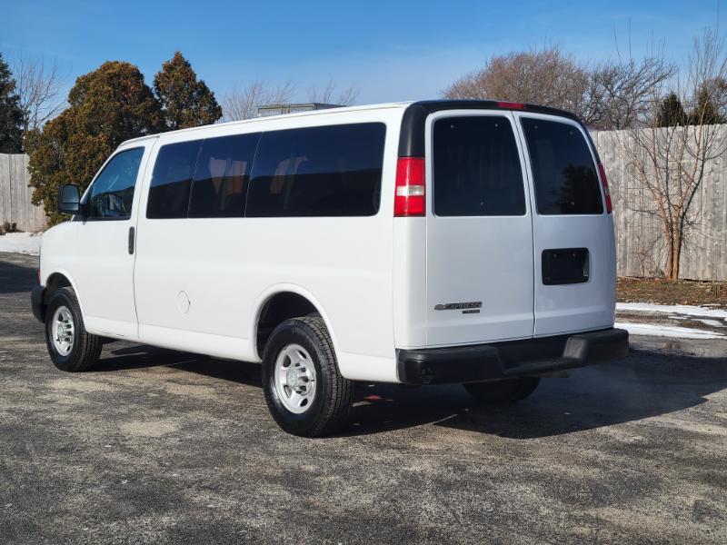Chevrolet Express LS 2500 2016