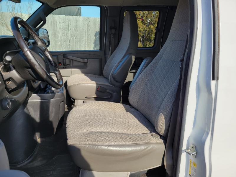 Chevrolet Express LS 2500 2016
