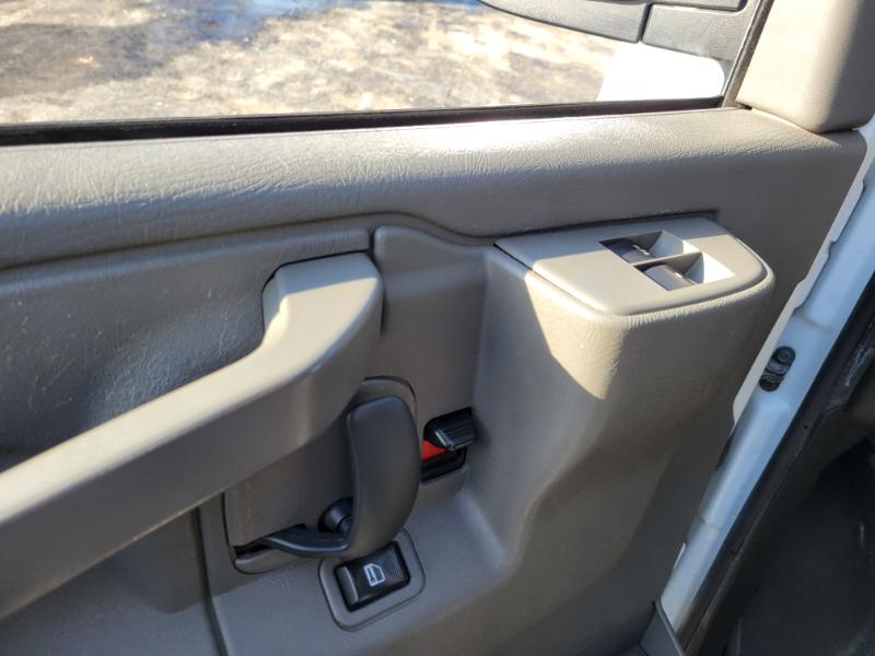 Chevrolet Express LS 2500 2016