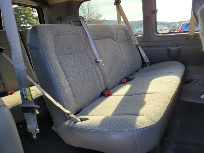 Chevrolet Express LS 2500 2016