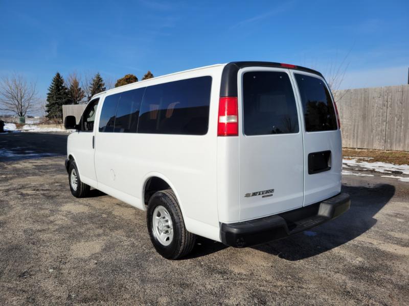 Chevrolet Express LS 2500 2016