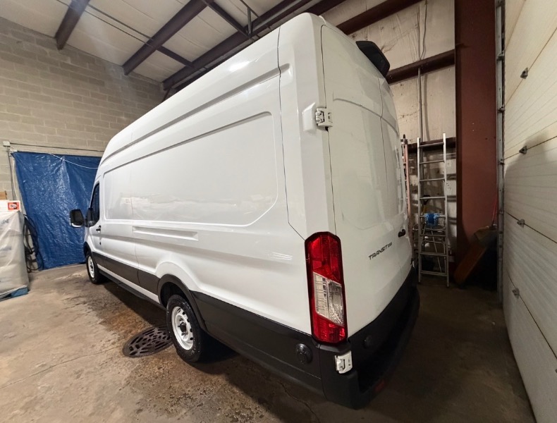 Ford Transit 250 Van High Roof w/Sliding Pass. 148-in. WB EL 2021