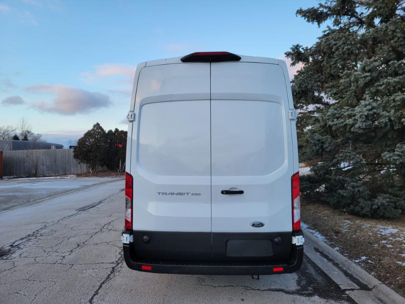 Ford Transit 250 Van High Roof w/Sliding Pass. 148-in. WB EL 2021
