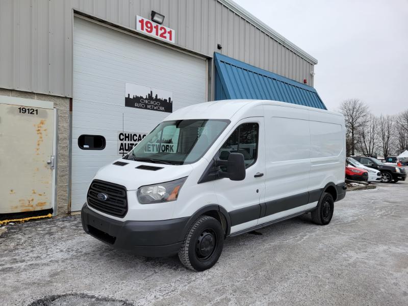 Ford Transit 250 Van Med. Roof w/Sliding Pass. 148-in. WB 2015