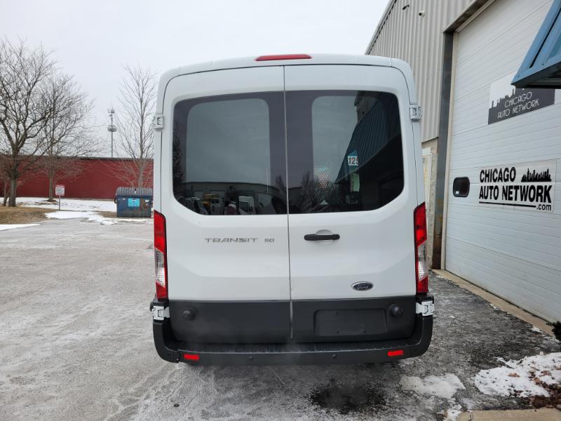 Ford Transit 250 Van Med. Roof w/Sliding Pass. 148-in. WB 2015