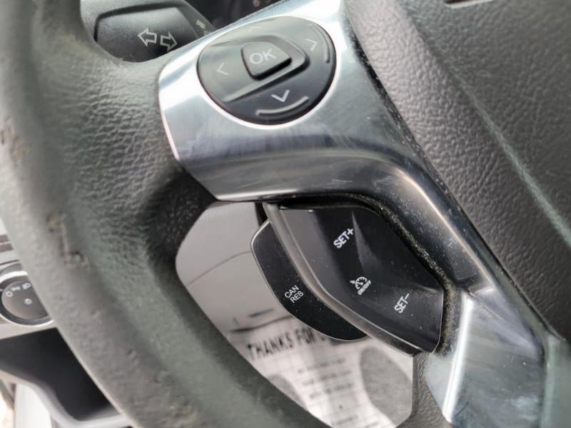 Ford Transit 250 Van Med. Roof w/Sliding Pass. 148-in. WB 2015