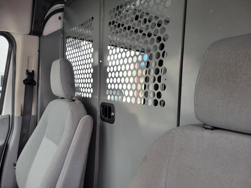 Ford Transit 250 Van Med. Roof w/Sliding Pass. 148-in. WB 2015