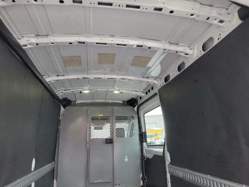 Ford Transit 250 Van Med. Roof w/Sliding Pass. 148-in. WB 2015