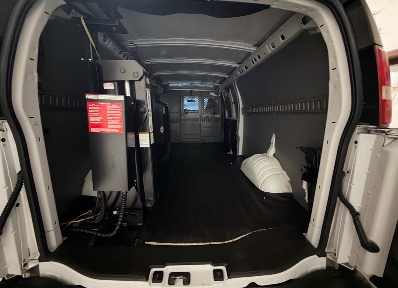 GMC Savana G3500 Cargo Ext 2018