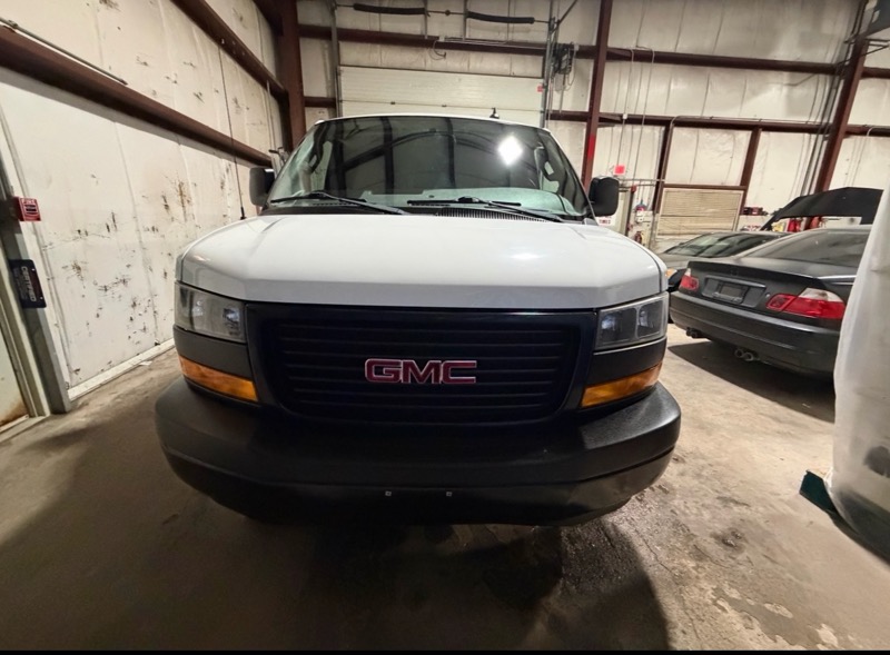 GMC Savana G3500 Cargo Ext 2018