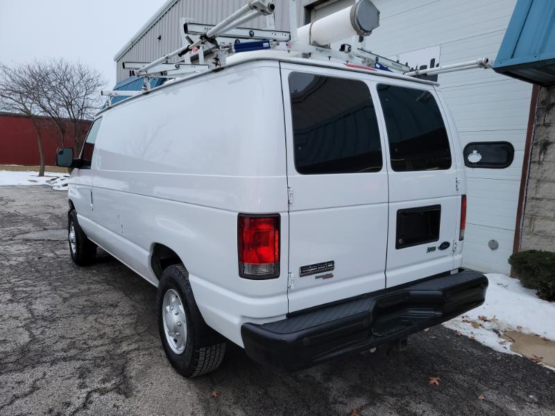 Ford Econoline E-350 Super Duty 2014