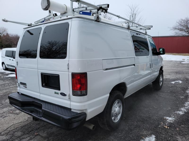 Ford Econoline E-350 Super Duty 2014