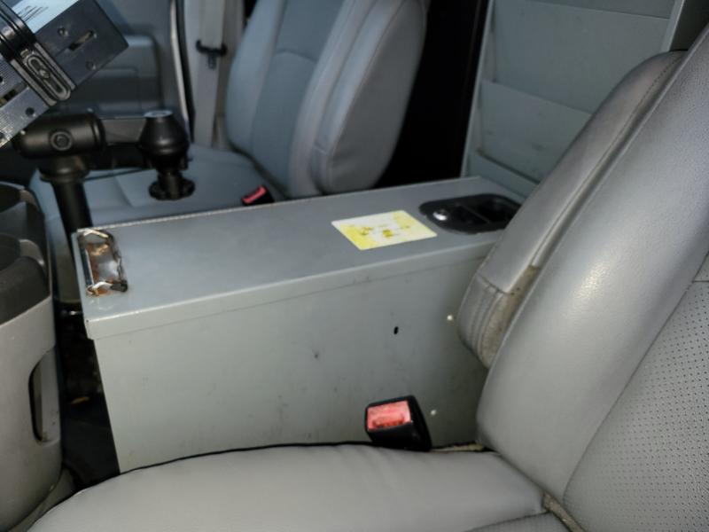 Ford Econoline E-350 Super Duty 2014