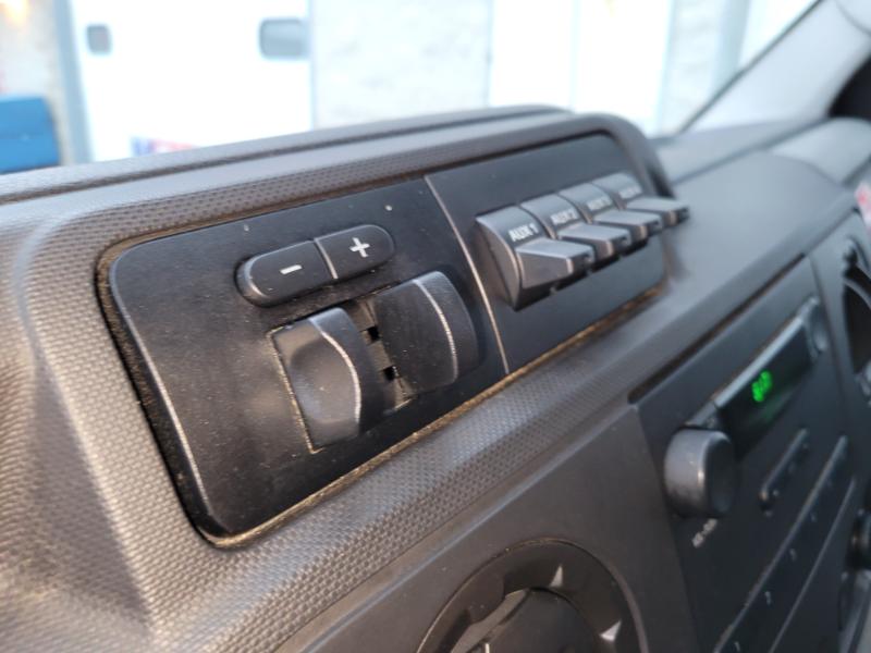 Ford Econoline E-350 Super Duty 2014