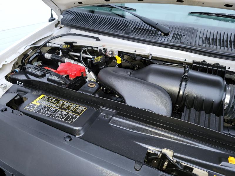 Ford Econoline E-350 Super Duty 2014