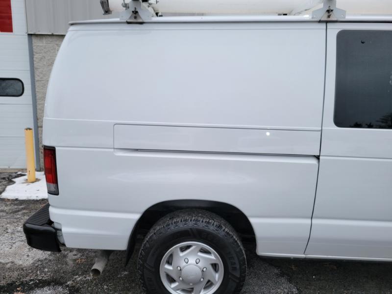 Ford Econoline E-350 Super Duty 2014