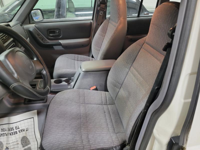 Jeep Cherokee SE 4-Door 4WD 1998