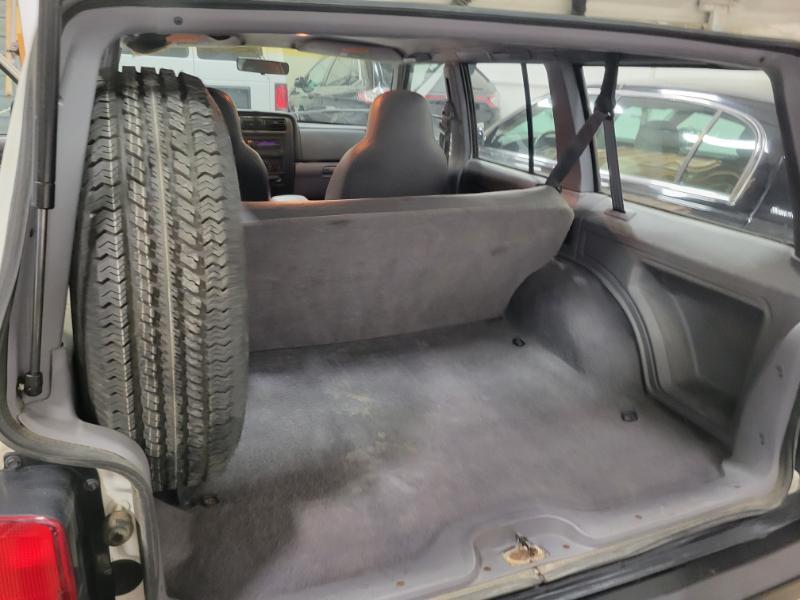 Jeep Cherokee SE 4-Door 4WD 1998