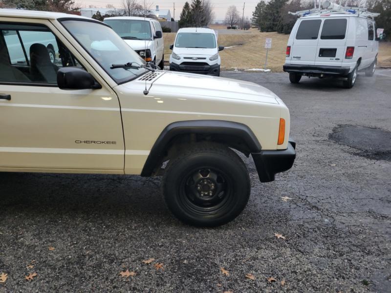 Jeep Cherokee SE 4-Door 4WD 1998