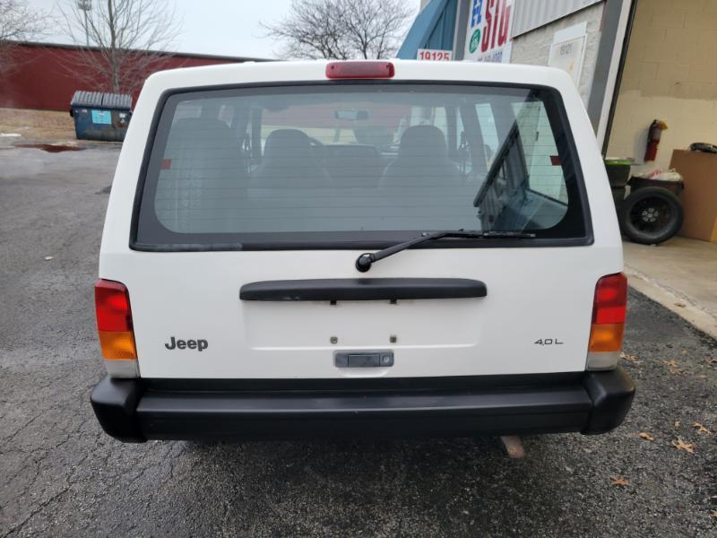 Jeep Cherokee SE 4-Door 4WD 1998