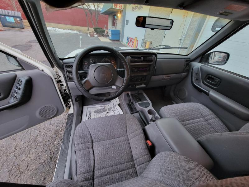 Jeep Cherokee SE 4-Door 4WD 1998