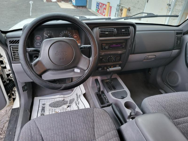 Jeep Cherokee SE 4-Door 4WD 1998