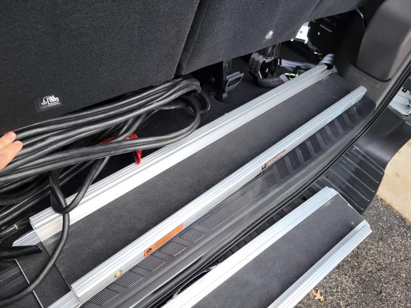 Ford Transit 350 Wagon Med. Roof XL w/Sliding Pass. 148-in. WB 2024