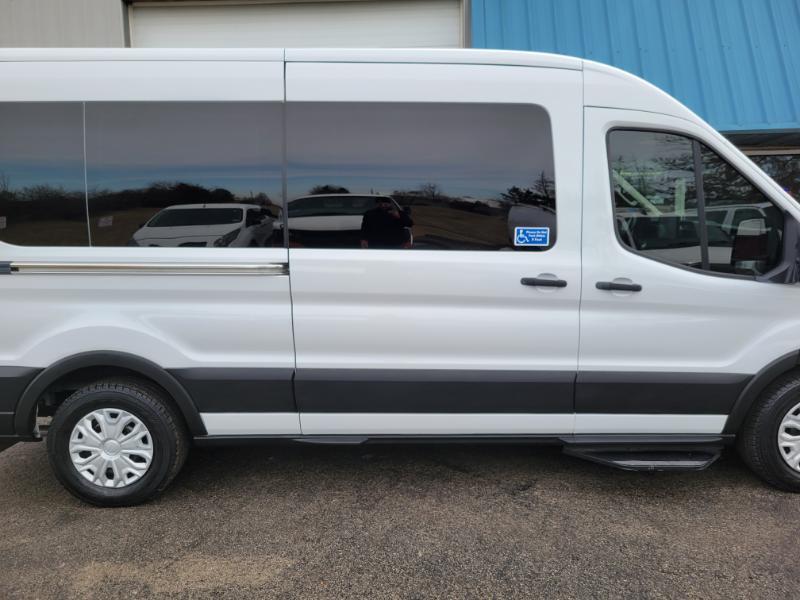 Ford Transit 350 Wagon Med. Roof XL w/Sliding Pass. 148-in. WB 2024