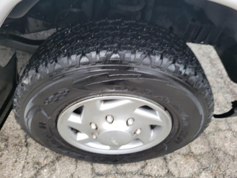 Ford Econoline E-350 Super Duty 2014