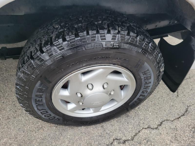 Ford Econoline E-350 Super Duty 2014