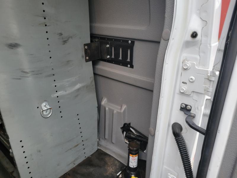 Ford Econoline E-350 Super Duty 2014