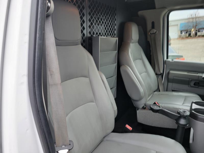 Ford Econoline E-350 Super Duty 2014