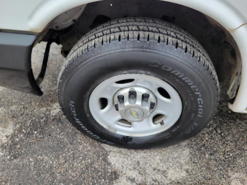 Chevrolet Express 2500 Cargo 2012