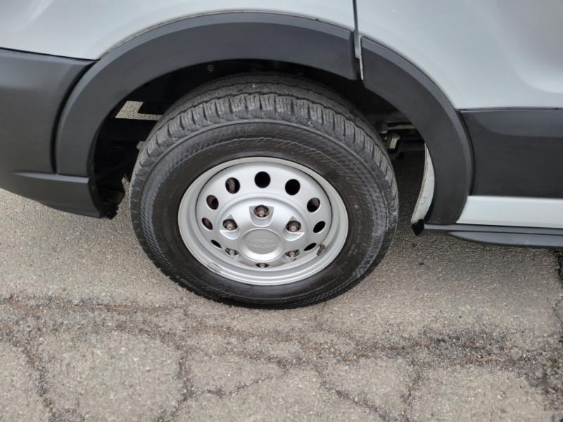 Ford Transit 150 Wagon Low Roof XL w/Sliding Pass. 130-in. WB 2020