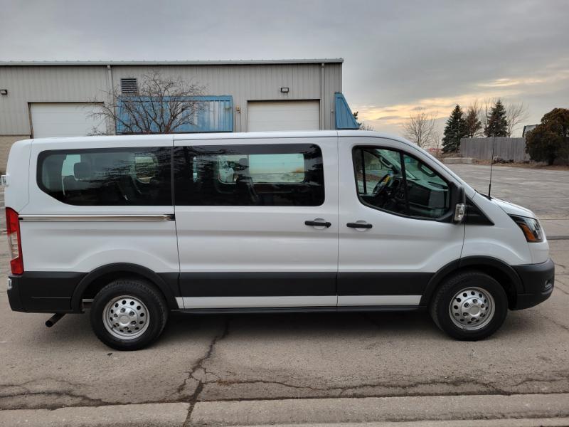 Ford Transit 150 Wagon Low Roof XL w/Sliding Pass. 130-in. WB 2020