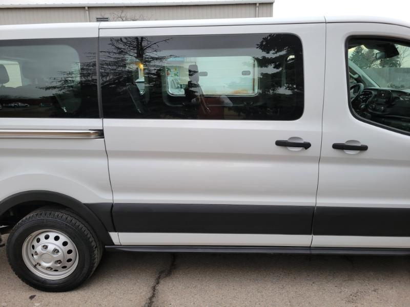 Ford Transit 150 Wagon Low Roof XL w/Sliding Pass. 130-in. WB 2020